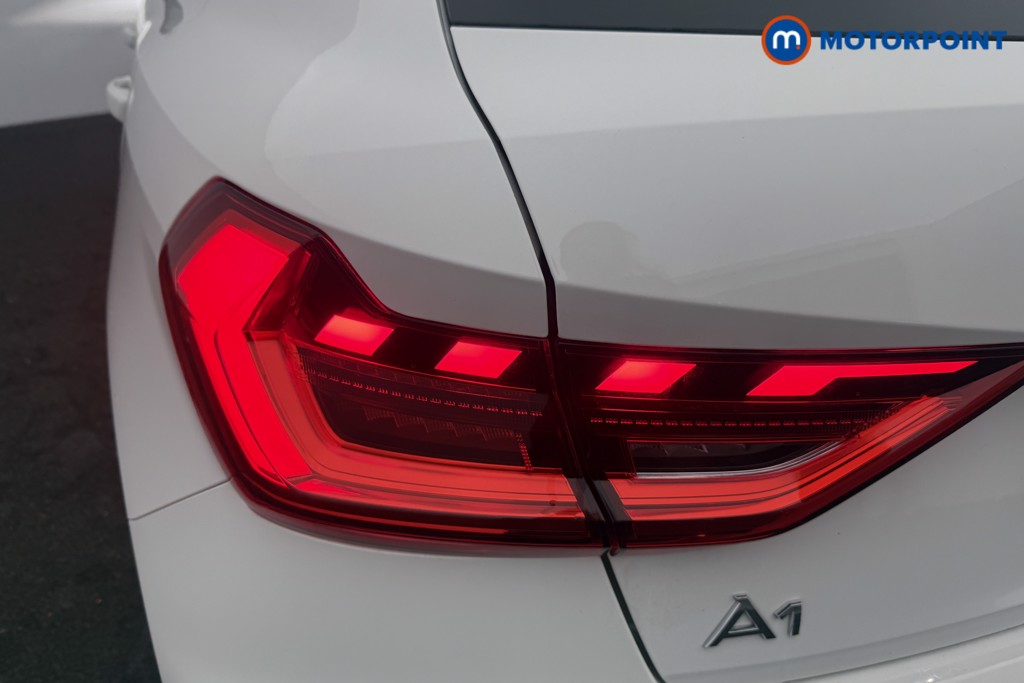 Audi A1 Technik Manual Petrol Hatchback - Stock Number (1615904) - 16th supplementary image