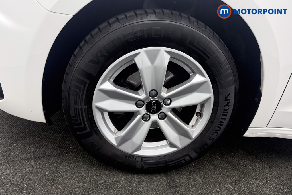 Audi A1 Technik Manual Petrol Hatchback - Stock Number (1615904) - 21st supplementary image