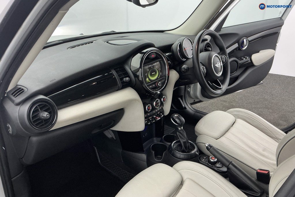 Mini Hatchback Cooper Automatic Petrol Hatchback - Stock Number (1616184) - 10th supplementary image