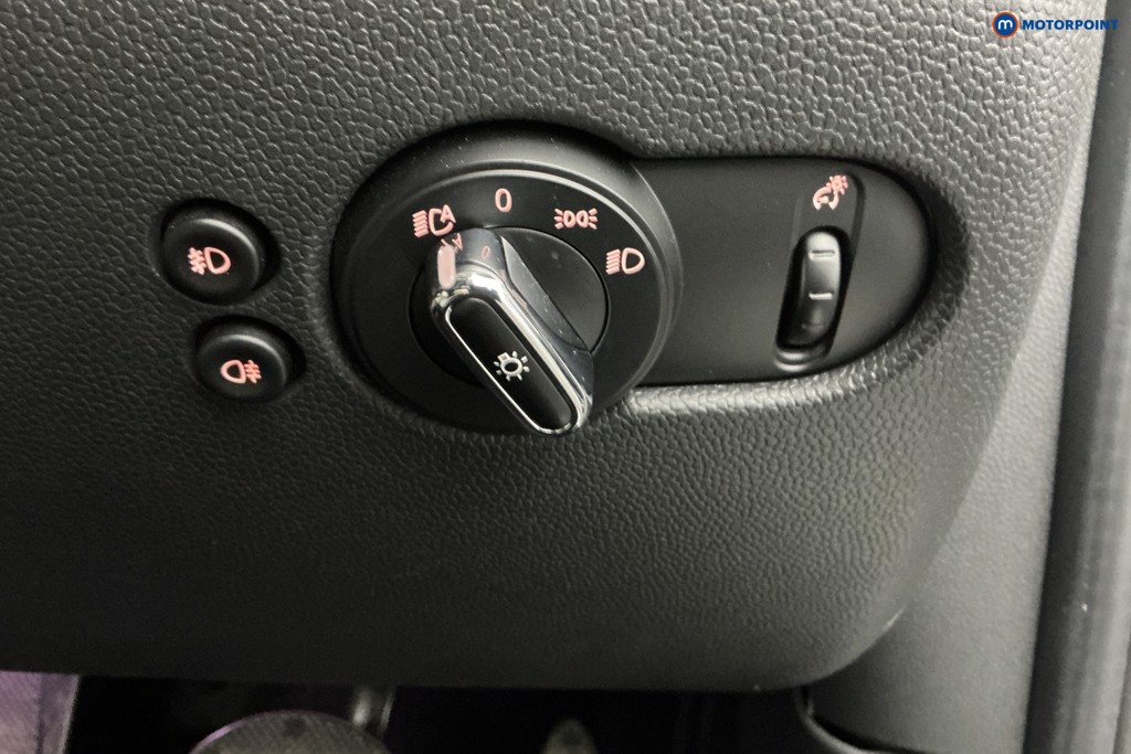 Mini Hatchback Cooper Automatic Petrol Hatchback - Stock Number (1616184) - 26th supplementary image