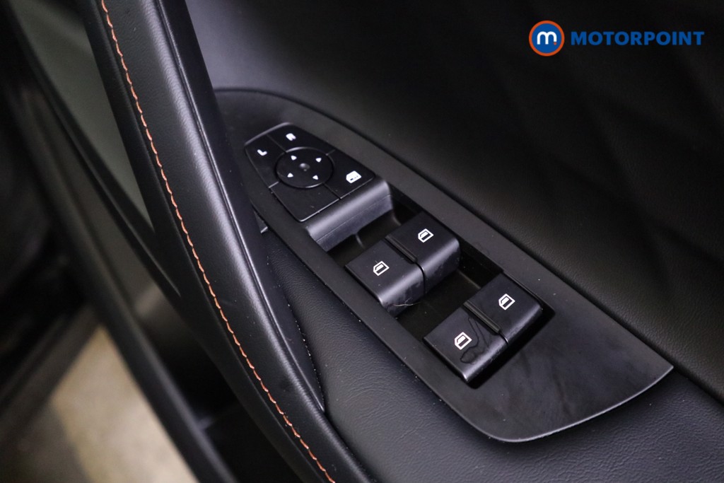 Mg Motor Uk HS SE Automatic Petrol-Electric Hybrid SUV - Stock Number (1616630) - 14th supplementary image