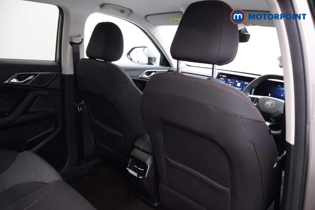 Mg Motor Uk HS SE Automatic Petrol-Electric Hybrid SUV - Stock Number (1616706) - 15th supplementary image