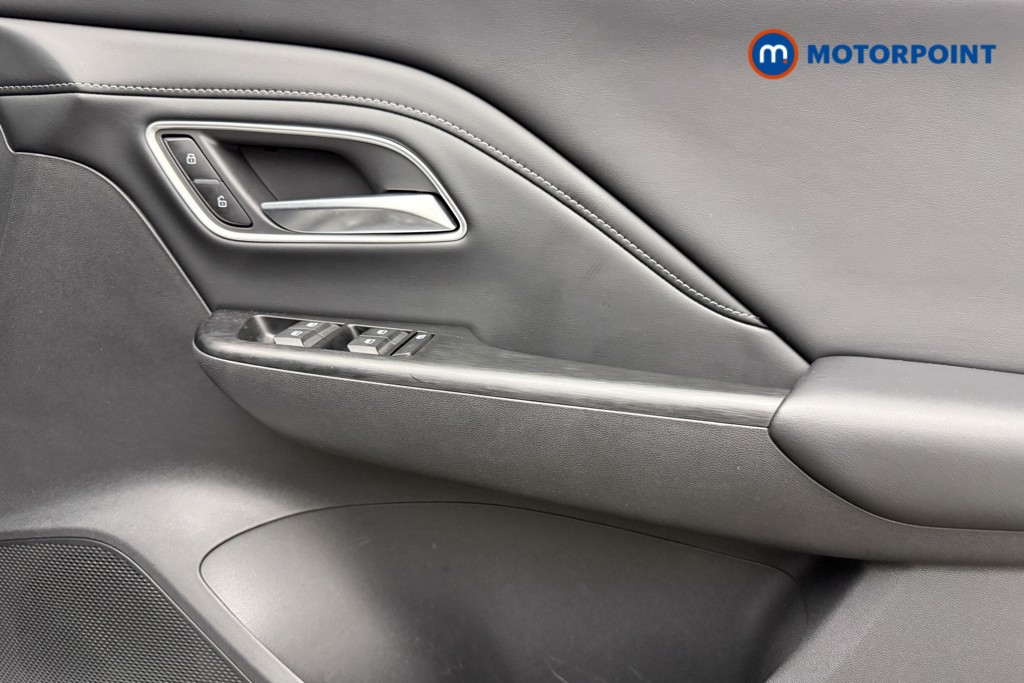 Mg Motor Uk ZS Trophy Automatic Petrol-Electric Hybrid SUV - Stock Number (1616858) - 19th supplementary image