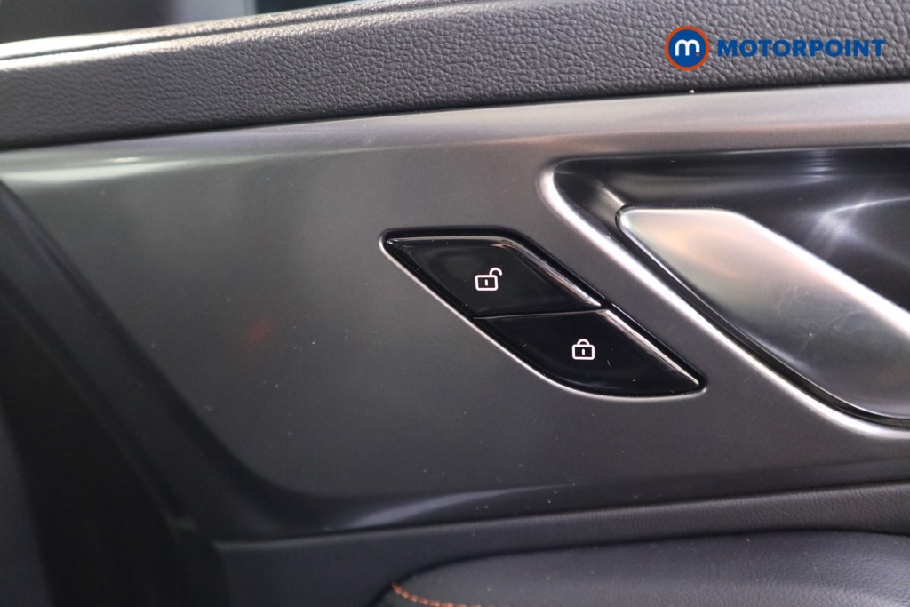 Mg Motor Uk HS Trophy Automatic Petrol-Electric Hybrid SUV - Stock Number (1616880) - 14th supplementary image