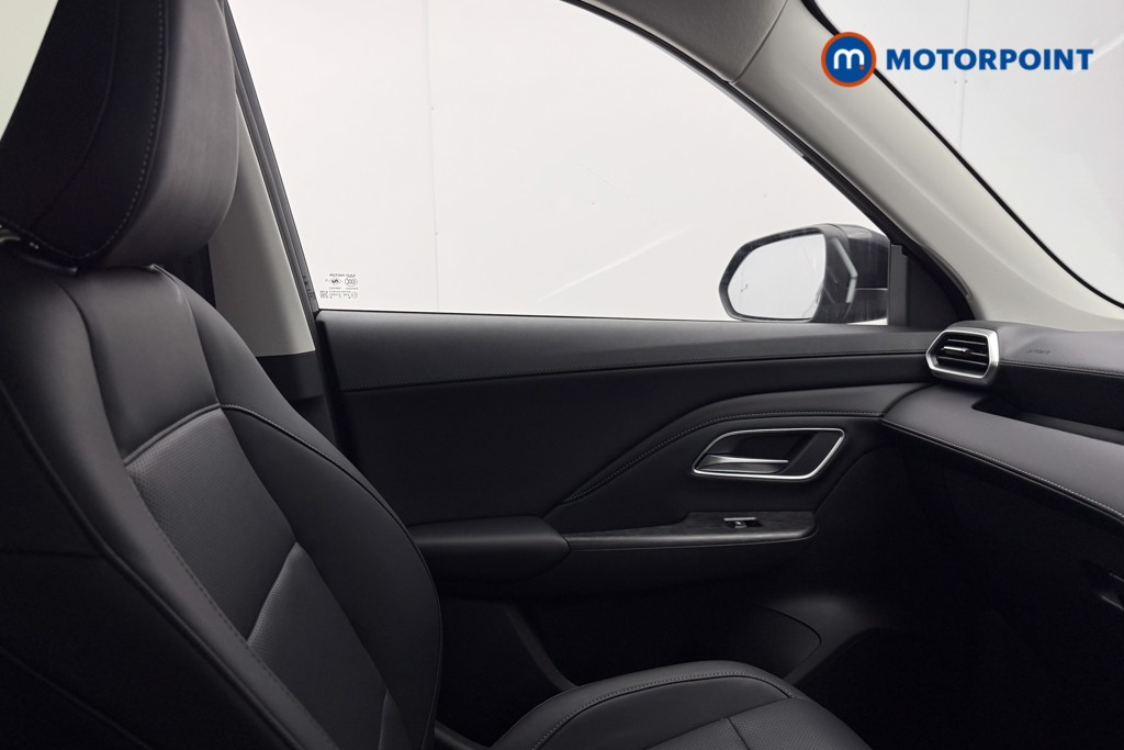 Mg Motor Uk ZS Trophy Automatic Petrol-Electric Hybrid SUV - Stock Number (1616908) - 16th supplementary image