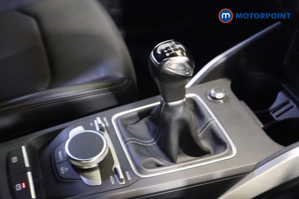 Audi Q2 S Line Manual Petrol SUV - Stock Number (1617027) - 5th supplementary image