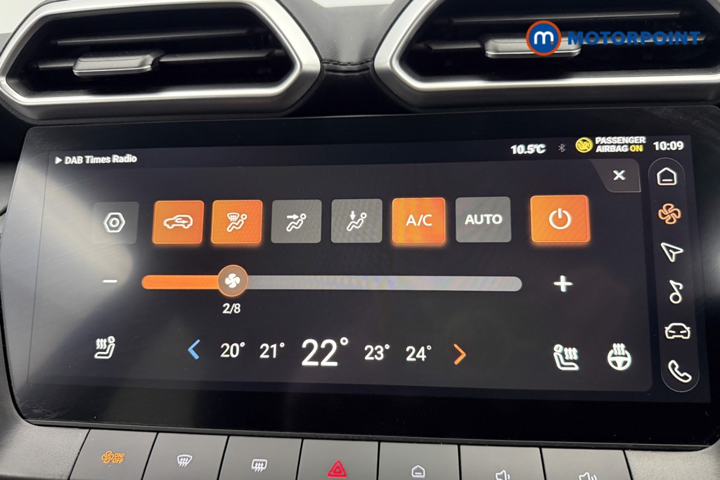 Mg Motor Uk ZS Trophy Automatic Petrol-Electric Hybrid SUV - Stock Number (1617070) - 15th supplementary image