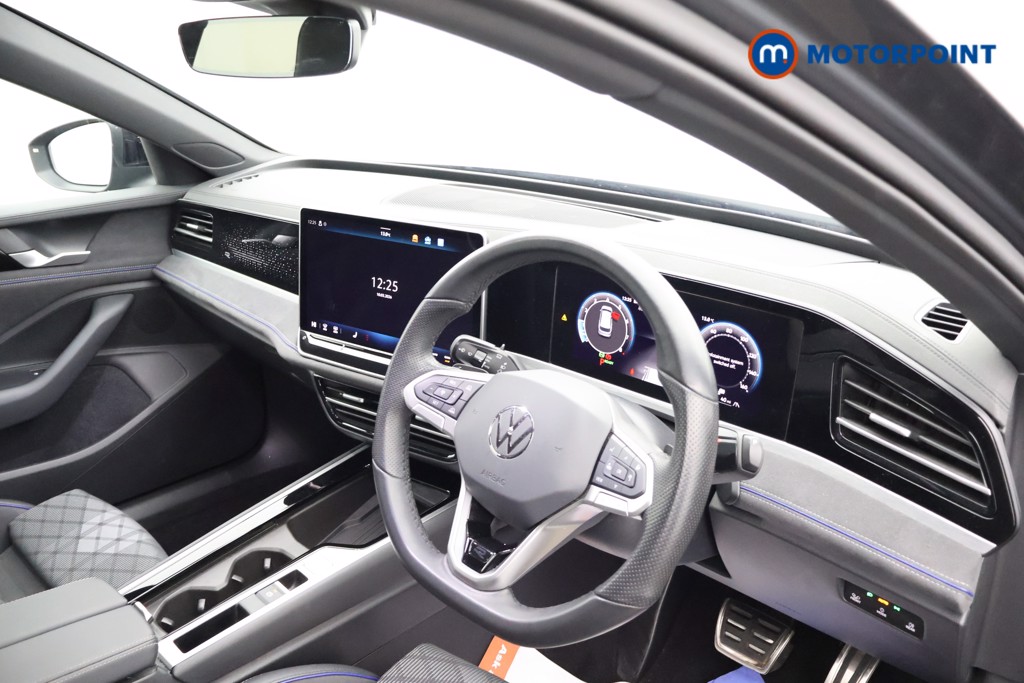 Volkswagen Passat R-Line Automatic Petrol Estate - Stock Number (1617152) - 11th supplementary image