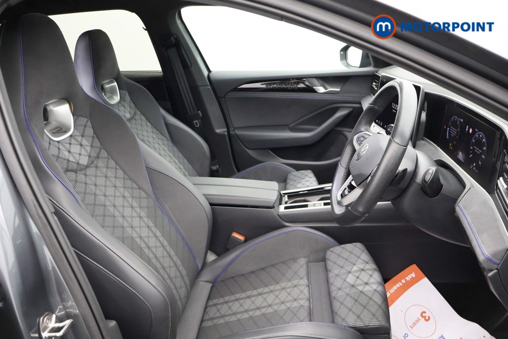 Volkswagen Passat R-Line Automatic Petrol Estate - Stock Number (1617152) - 12th supplementary image