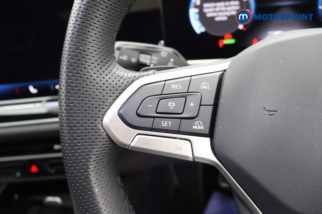 Volkswagen Passat R-Line Automatic Petrol Estate - Stock Number (1617152) - 1st supplementary image