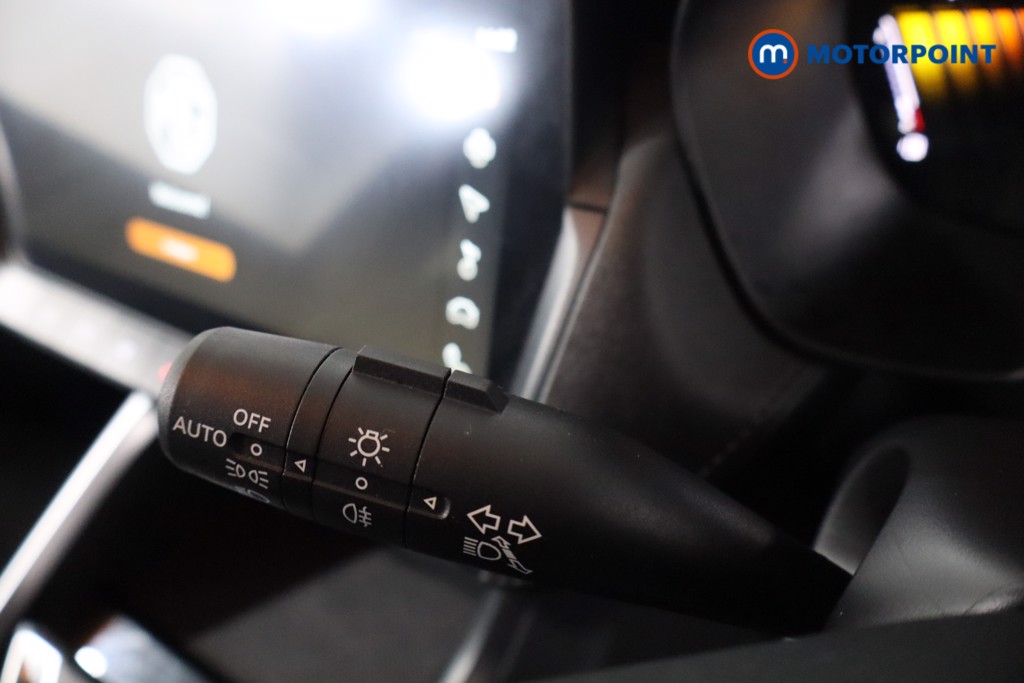 Mg Motor Uk ZS Trophy Automatic Petrol-Electric Hybrid SUV - Stock Number (1617174) - 14th supplementary image