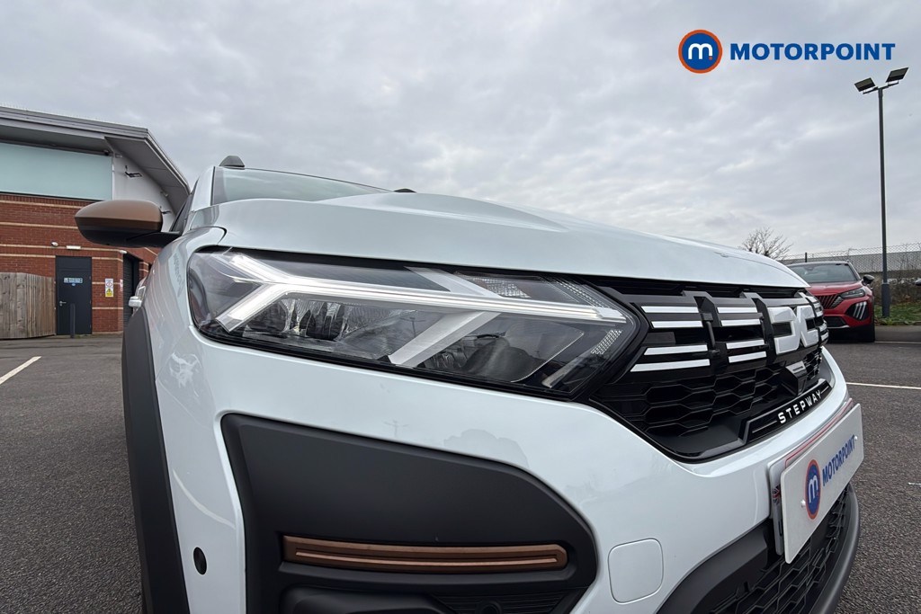 Dacia Sandero Stepway Extreme Automatic Petrol Hatchback - Stock Number (1617379) - 44th supplementary image