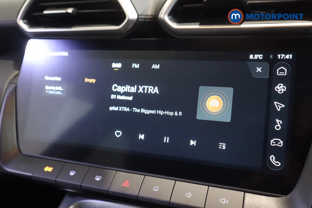 Mg Motor Uk ZS Trophy Automatic Petrol-Electric Hybrid SUV - Stock Number (1617669) - 18th supplementary image