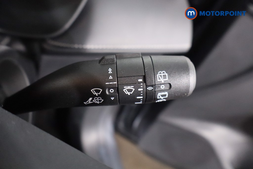 Mg Motor Uk ZS Trophy Automatic Petrol-Electric Hybrid SUV - Stock Number (1617820) - 15th supplementary image