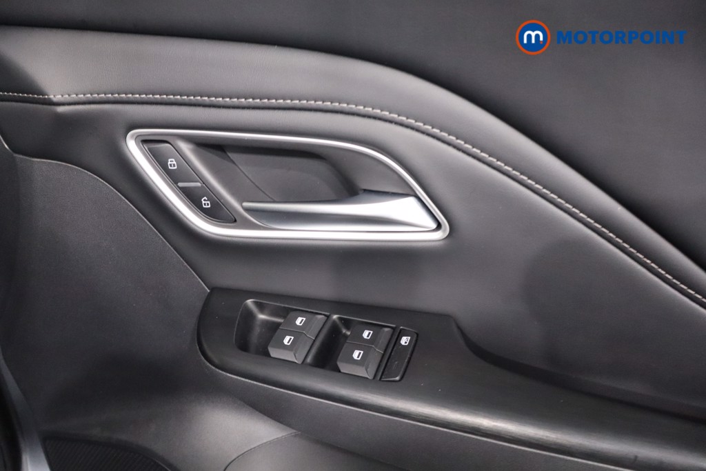 Mg Motor Uk ZS Trophy Automatic Petrol-Electric Hybrid SUV - Stock Number (1617820) - 24th supplementary image