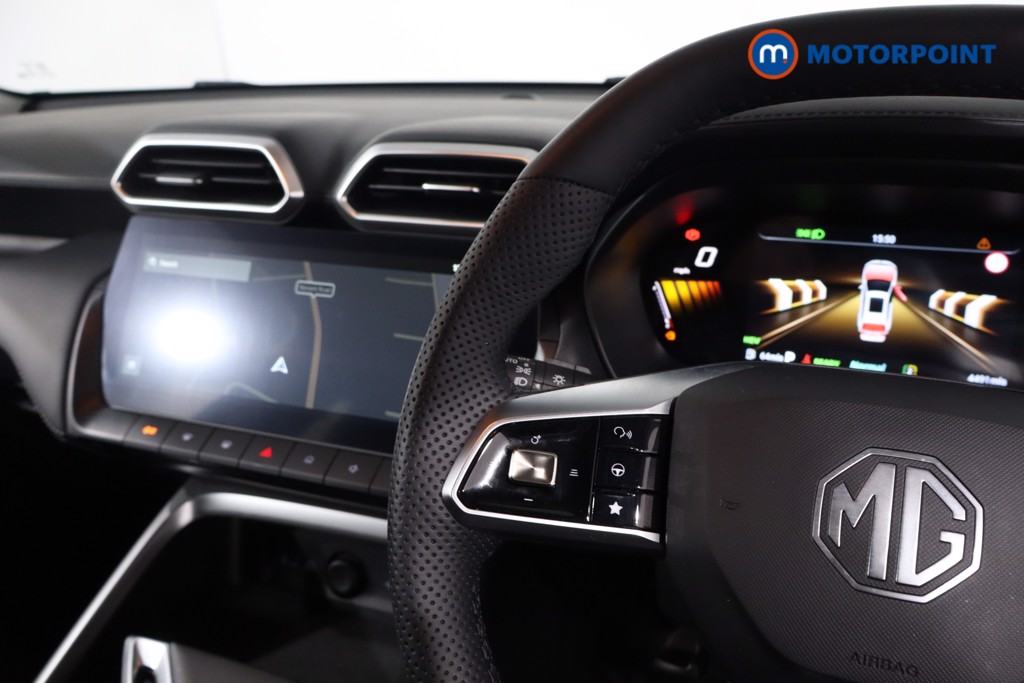Mg Motor Uk ZS Trophy Automatic Petrol-Electric Hybrid SUV - Stock Number (1617825) - 21st supplementary image