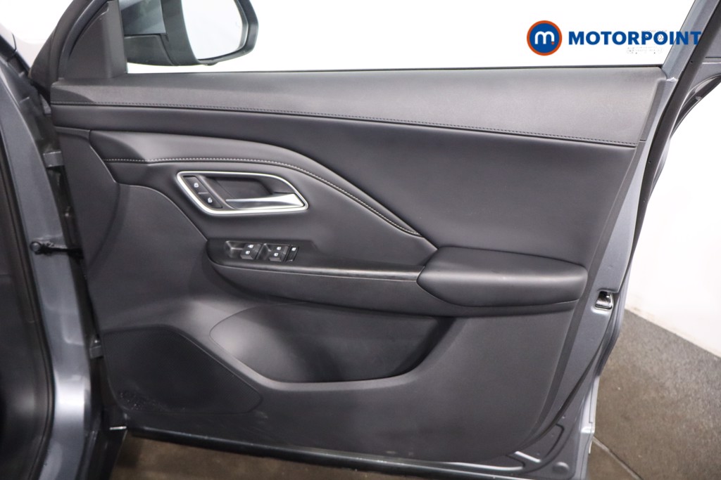 Mg Motor Uk ZS Trophy Automatic Petrol-Electric Hybrid SUV - Stock Number (1617825) - 24th supplementary image