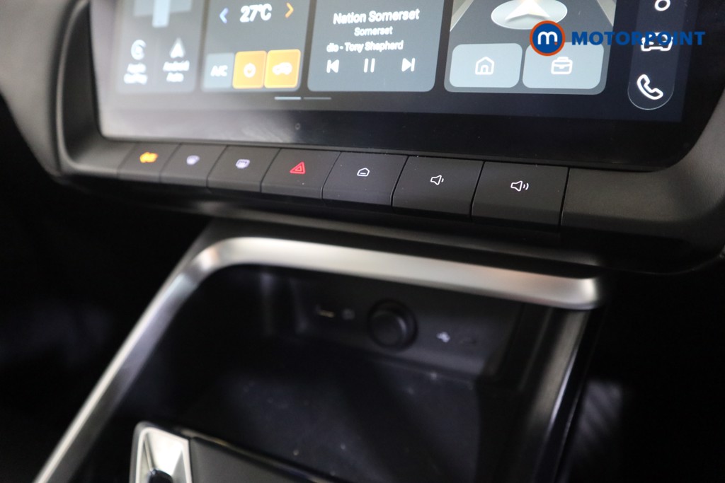 Mg Motor Uk ZS Trophy Automatic Petrol-Electric Hybrid SUV - Stock Number (1617844) - 7th supplementary image