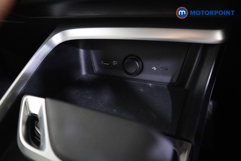 Mg Motor Uk ZS Trophy Automatic Petrol-Electric Hybrid SUV - Stock Number (1617844) - 8th supplementary image