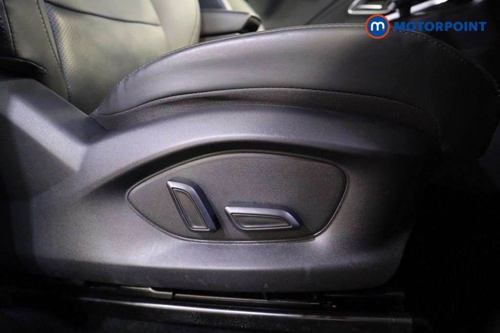 Mg Motor Uk ZS Trophy Automatic Petrol-Electric Hybrid SUV - Stock Number (1617844) - 13th supplementary image