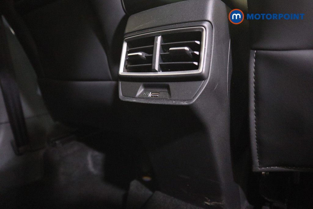 Mg Motor Uk ZS Trophy Automatic Petrol-Electric Hybrid SUV - Stock Number (1617844) - 17th supplementary image