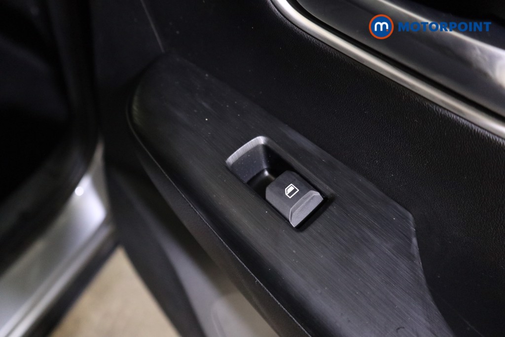 Mg Motor Uk ZS Trophy Automatic Petrol-Electric Hybrid SUV - Stock Number (1617844) - 18th supplementary image