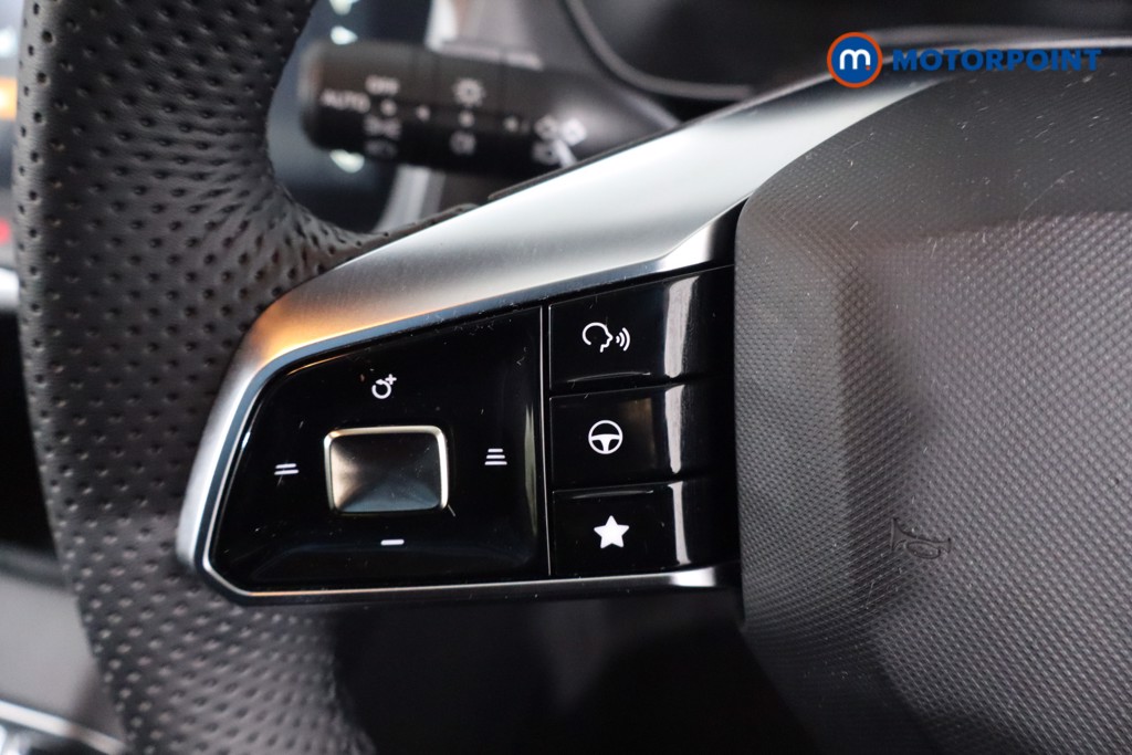 Mg Motor Uk ZS Trophy Automatic Petrol-Electric Hybrid SUV - Stock Number (1617861) - 7th supplementary image