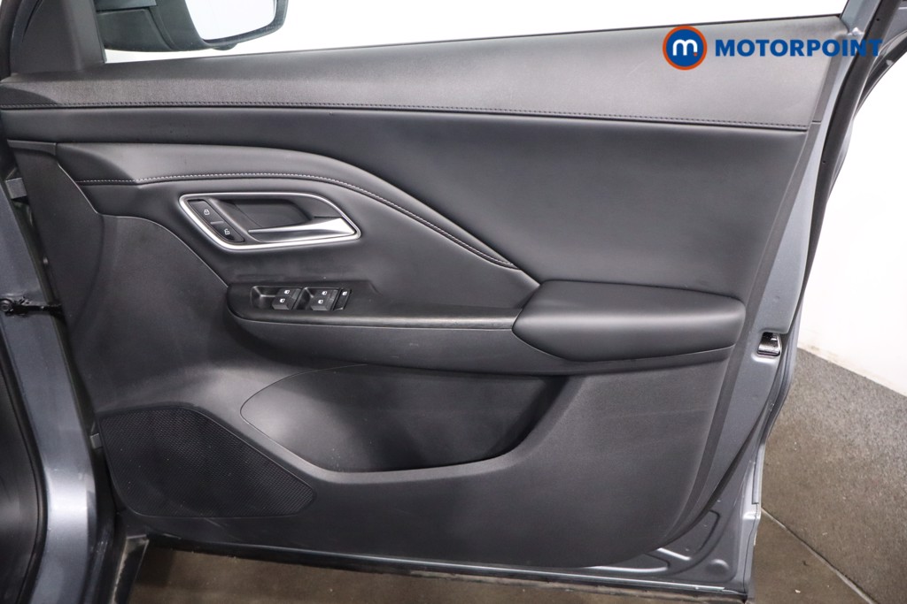 Mg Motor Uk ZS Trophy Automatic Petrol-Electric Hybrid SUV - Stock Number (1617861) - 23rd supplementary image