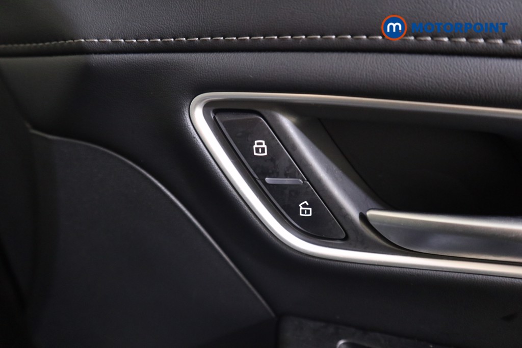 Mg Motor Uk ZS Trophy Automatic Petrol-Electric Hybrid SUV - Stock Number (1617864) - 12th supplementary image