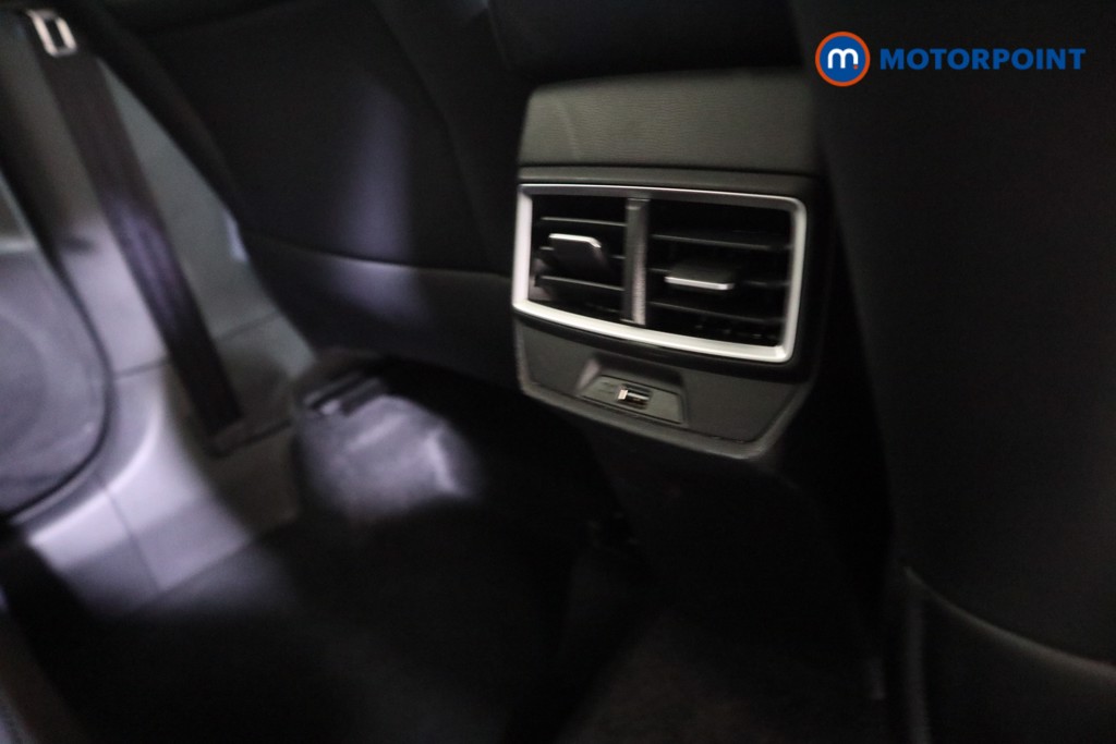 Mg Motor Uk ZS Trophy Automatic Petrol-Electric Hybrid SUV - Stock Number (1617864) - 18th supplementary image