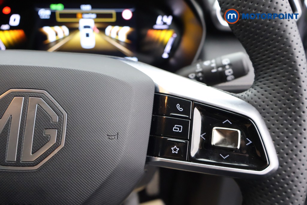 Mg Motor Uk ZS Trophy Automatic Petrol-Electric Hybrid SUV - Stock Number (1617906) - 3rd supplementary image