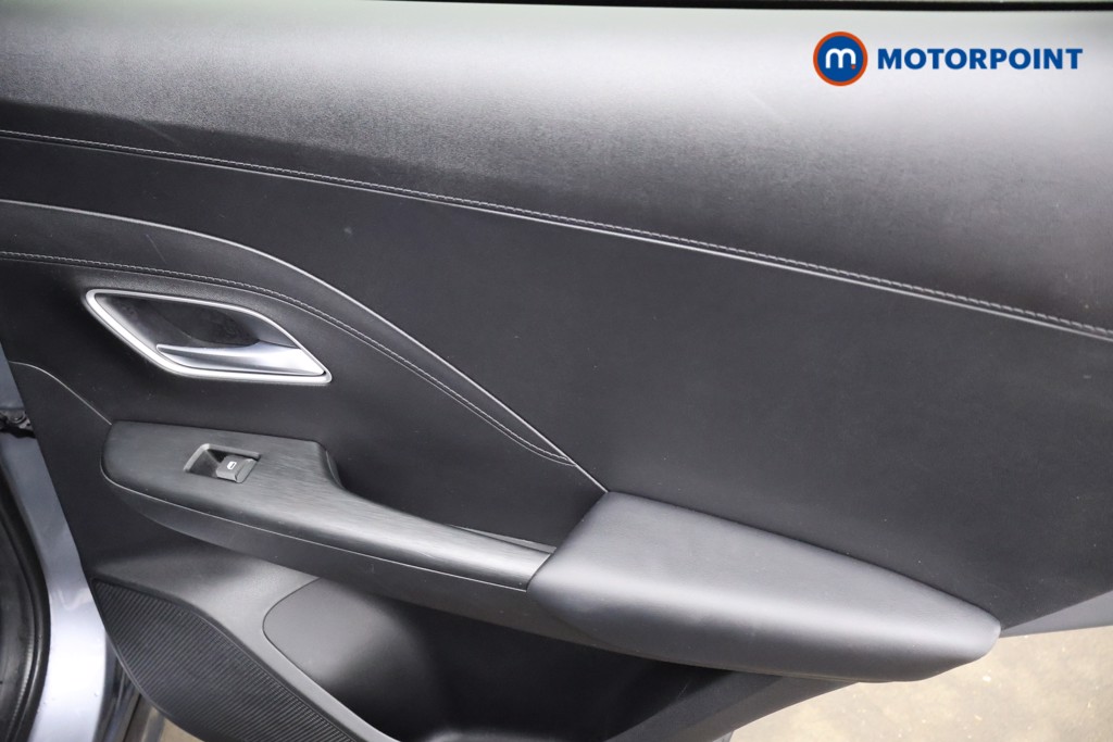 Mg Motor Uk ZS Trophy Automatic Petrol-Electric Hybrid SUV - Stock Number (1617906) - 14th supplementary image