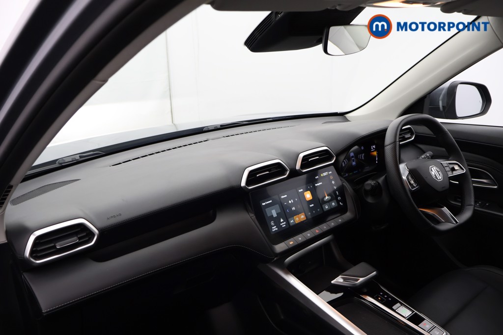 Mg Motor Uk ZS Trophy Automatic Petrol-Electric Hybrid SUV - Stock Number (1617906) - 15th supplementary image