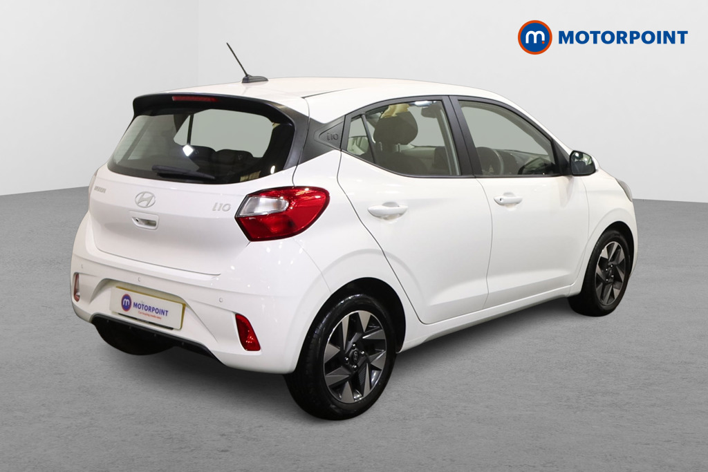 Hyundai I10 Advance Automatic Petrol Hatchback - Stock Number (1618110) - Drivers side rear corner