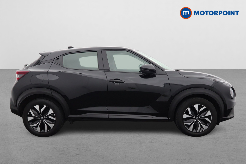 Nissan Juke Acenta Premium Manual Petrol SUV - Stock Number (1618521) - Drivers side