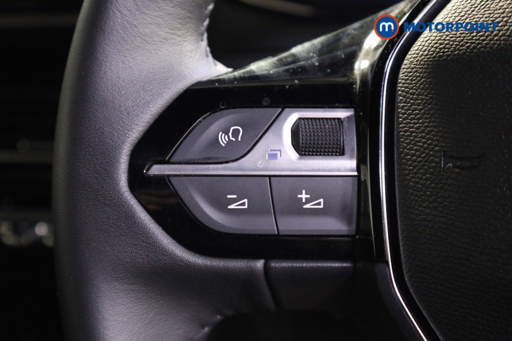 Peugeot 2008 Allure Manual Petrol SUV - Stock Number (1618974) - 5th supplementary image