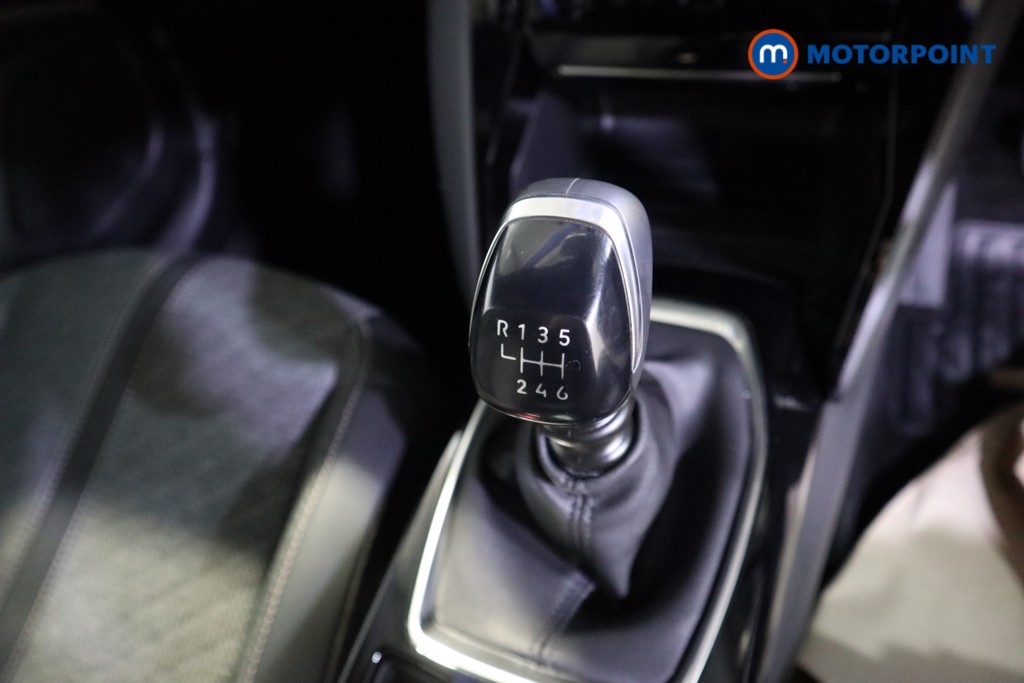 Peugeot 2008 Allure Manual Petrol SUV - Stock Number (1618974) - 10th supplementary image