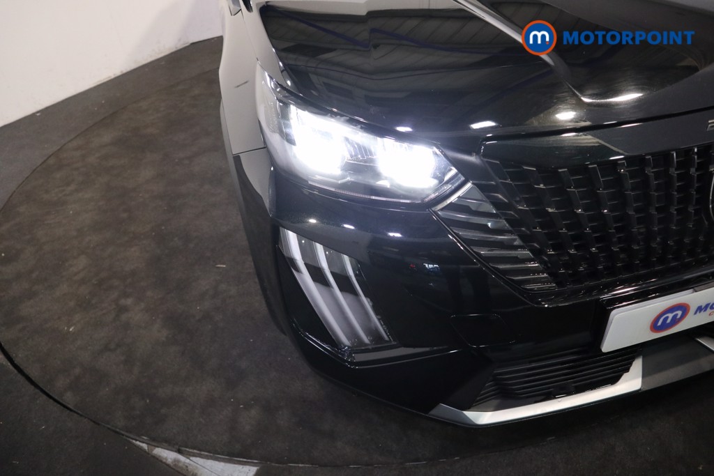Peugeot 2008 Allure Manual Petrol SUV - Stock Number (1618974) - 41st supplementary image