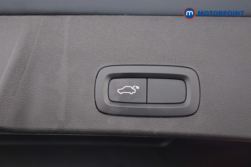 Volvo Xc40 R Design Automatic Petrol SUV - Stock Number (1619021) - 16th supplementary image