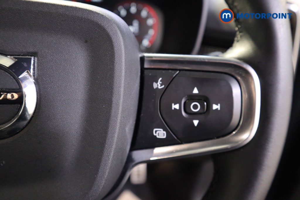 Volvo Xc40 R Design Automatic Petrol SUV - Stock Number (1619021) - 1st supplementary image