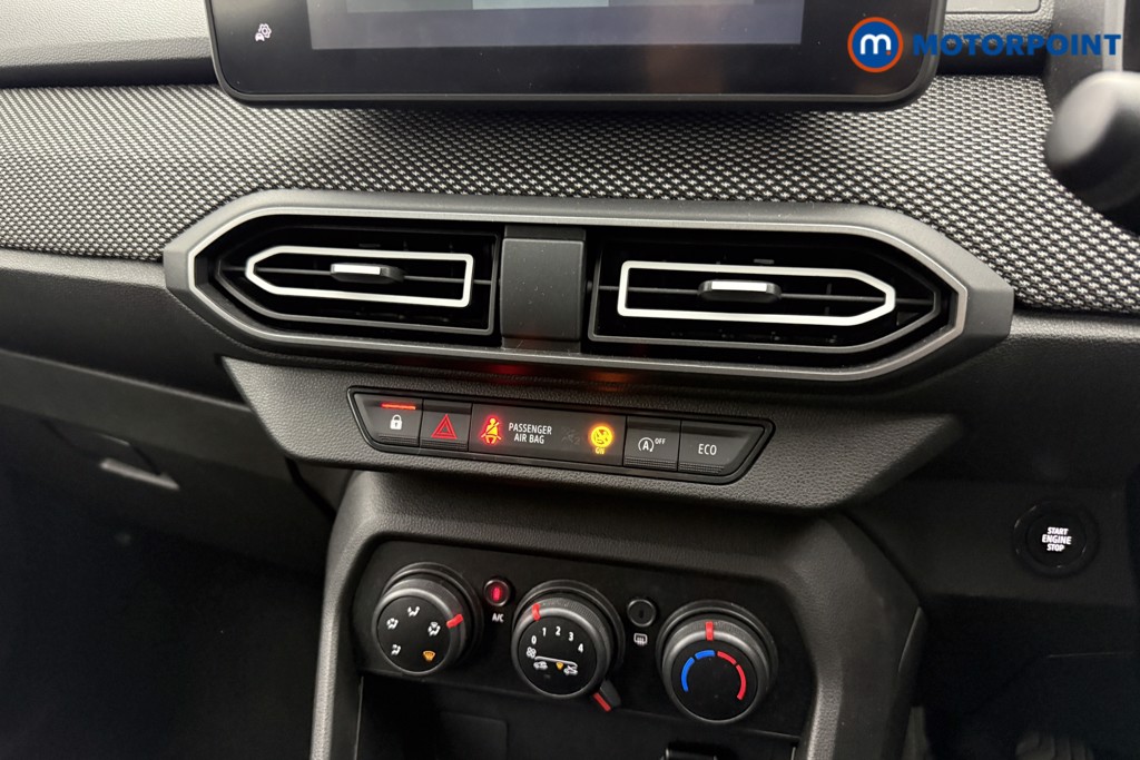 Dacia Sandero Expression Manual Petrol Hatchback - Stock Number (1619029) - 3rd supplementary image