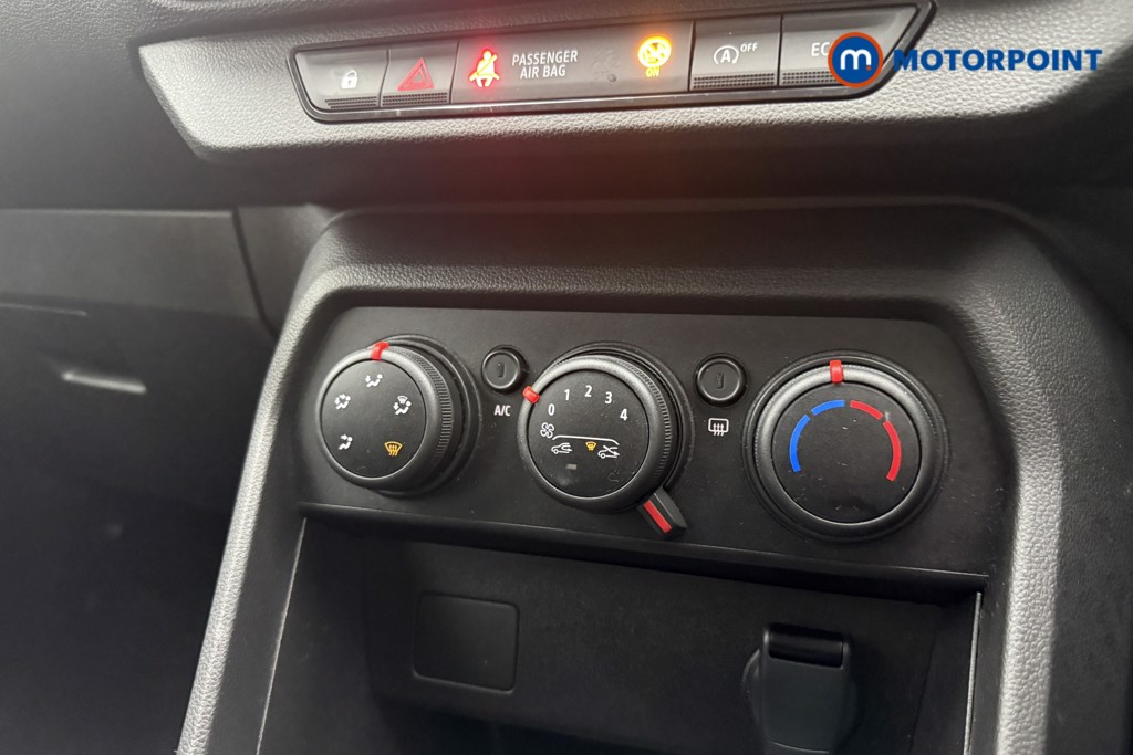 Dacia Sandero Stepway Expression Manual Petrol Hatchback - Stock Number (1619102) - 12th supplementary image