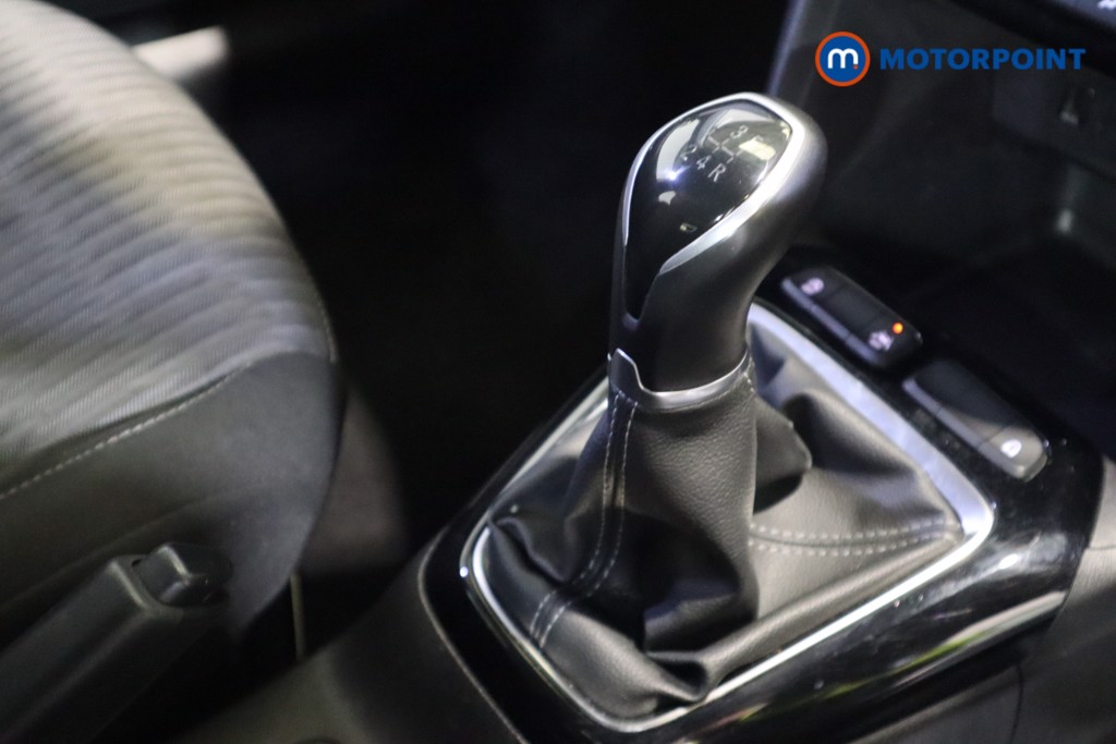 Vauxhall Corsa SE Manual Petrol Hatchback - Stock Number (1619134) - 5th supplementary image