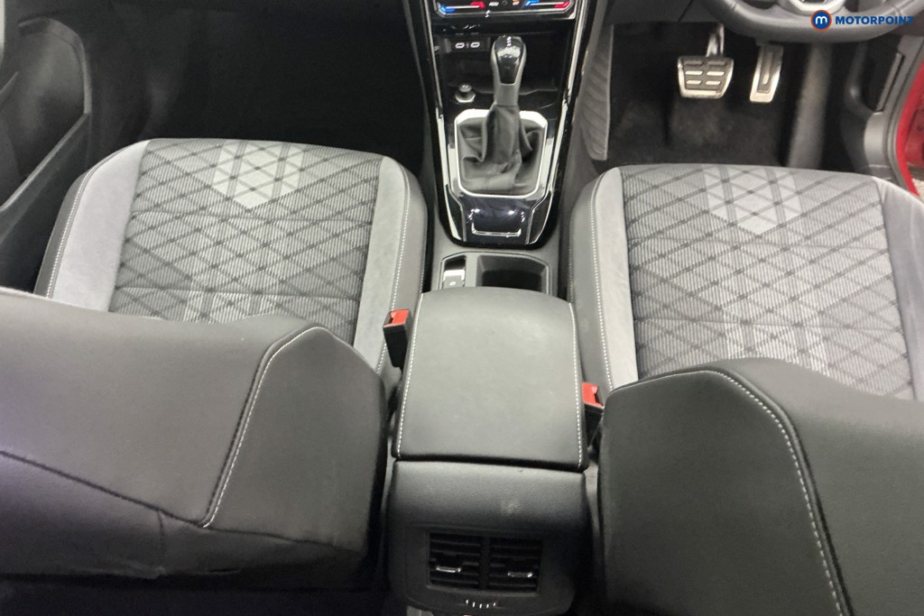 Volkswagen T-Roc R-Line Automatic Petrol SUV - Stock Number (1619297) - 12th supplementary image