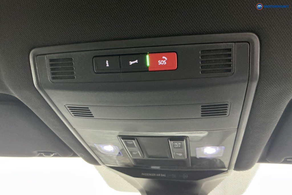 Volkswagen T-Roc R-Line Automatic Petrol SUV - Stock Number (1619297) - 16th supplementary image