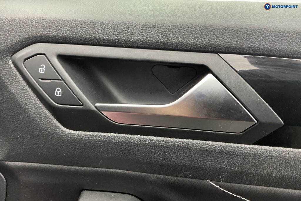 Volkswagen T-Roc R-Line Automatic Petrol SUV - Stock Number (1619297) - 27th supplementary image