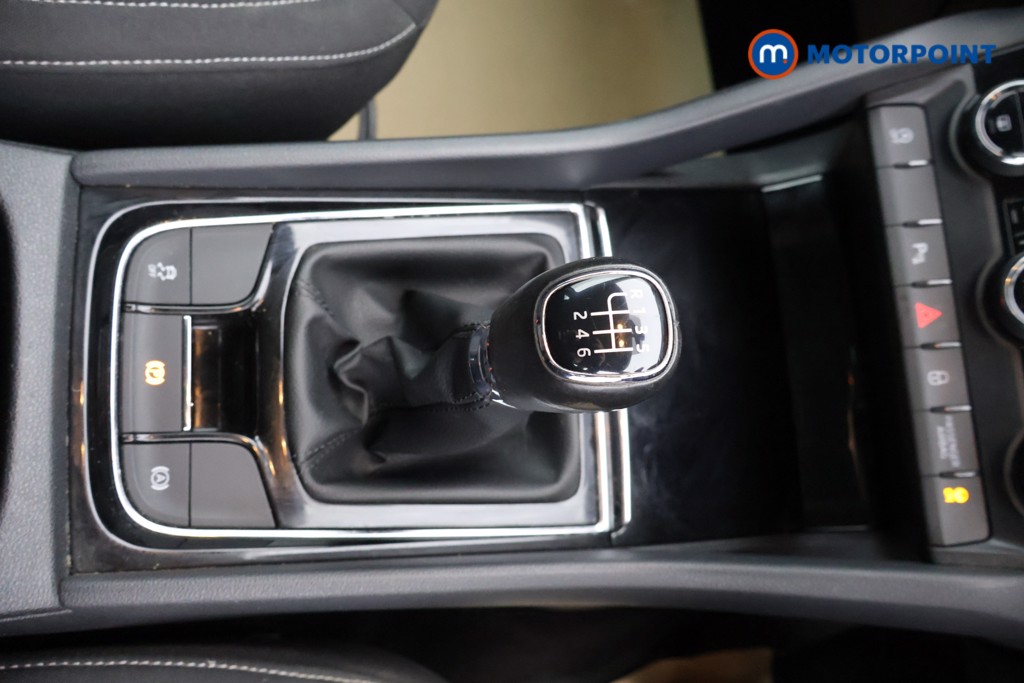 Skoda Karoq Se Technology Manual Petrol SUV - Stock Number (1619371) - 9th supplementary image