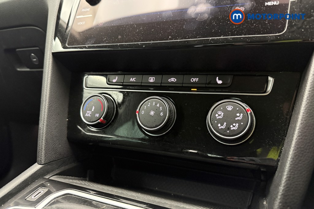 Volkswagen Passat SEL Automatic Diesel Saloon - Stock Number (1620168) - 13th supplementary image