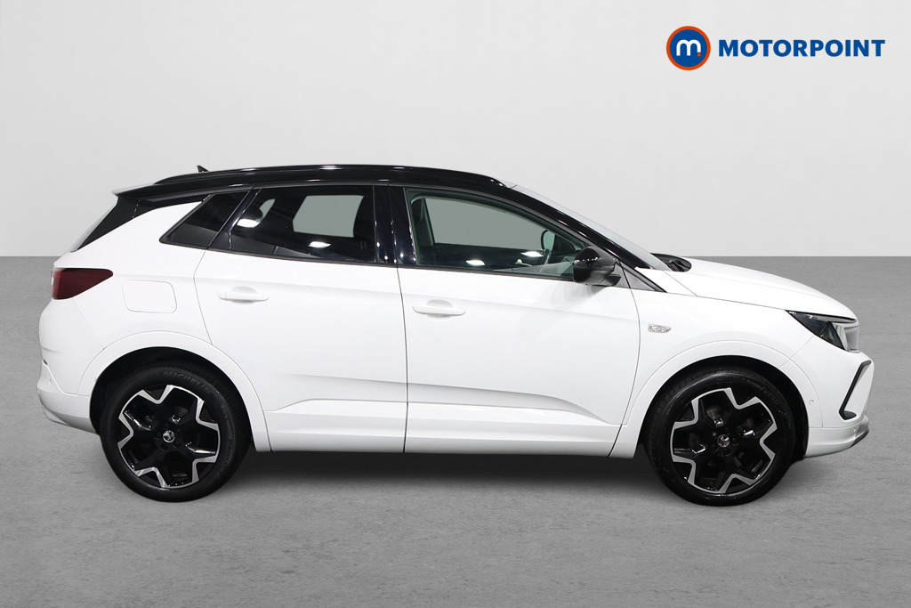 Vauxhall Grandland Ultimate Automatic Petrol SUV - Stock Number (1620511) - Drivers side
