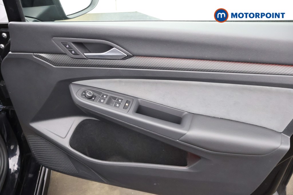 Volkswagen Golf R-Line Manual Petrol Hatchback - Stock Number (1621050) - 11th supplementary image